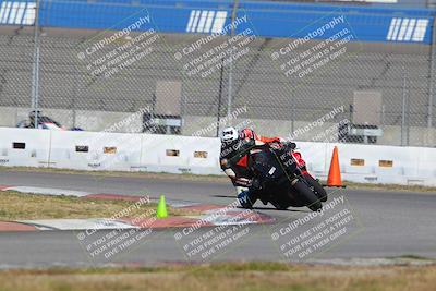 media/Nov-26-2022-Fastrack Riders (Sat) [[b001e85eef]]/Level 3/Session 3 Outside Turn 9/